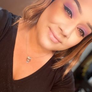 Meet your Posher, Lorena